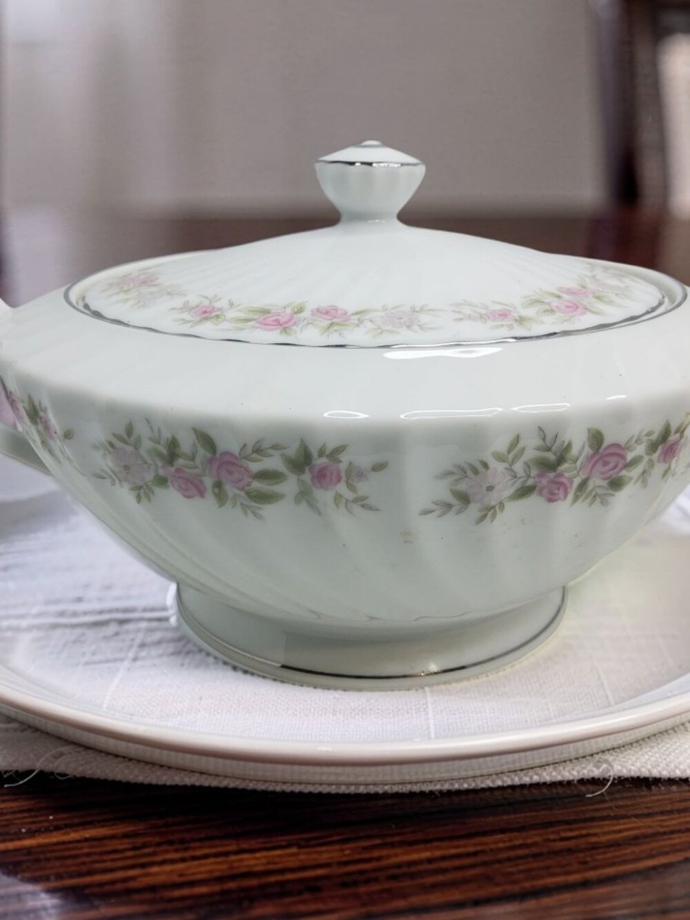 vintage porcelain dansico japan teahouse rose floral serving bowl